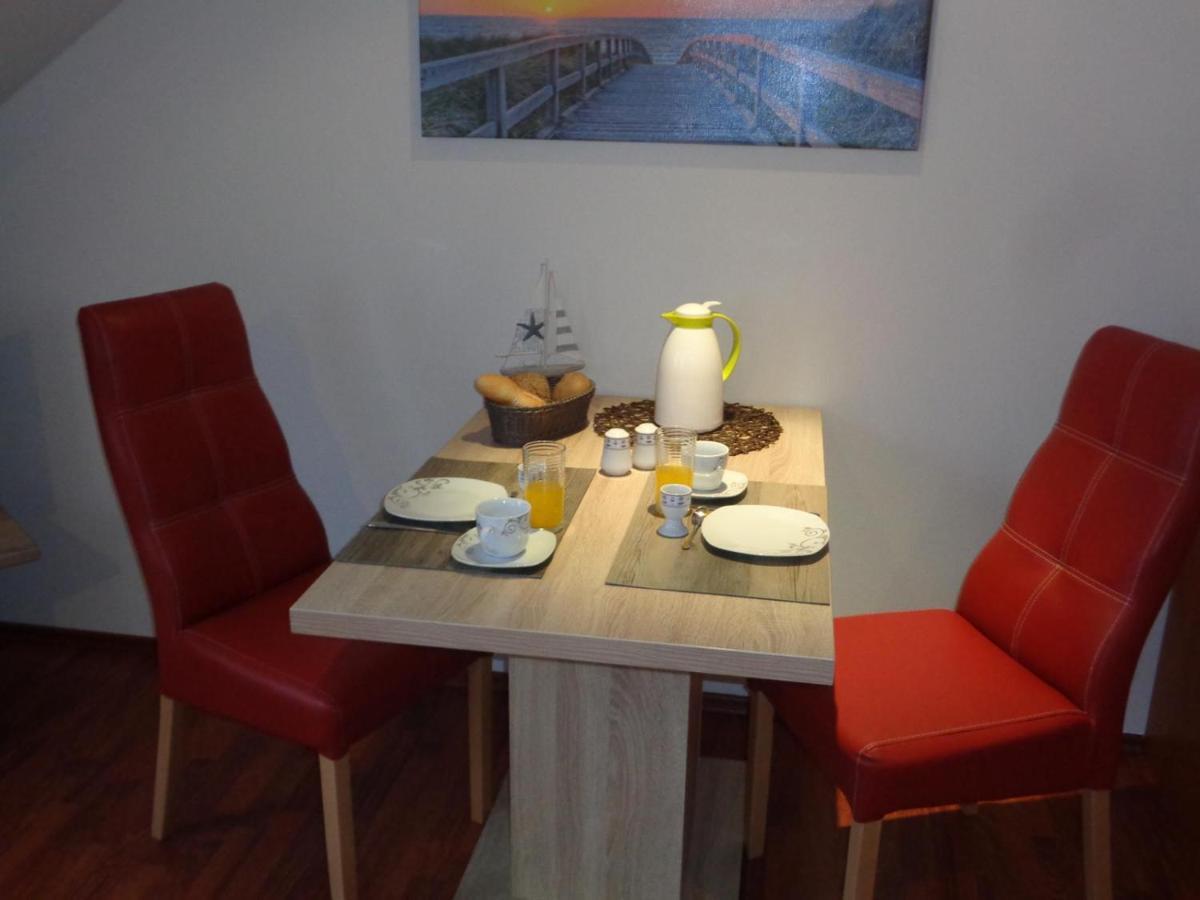 Hafenresidenz - Ferienwohnung 37 Wiek auf Rügen Exteriör bild