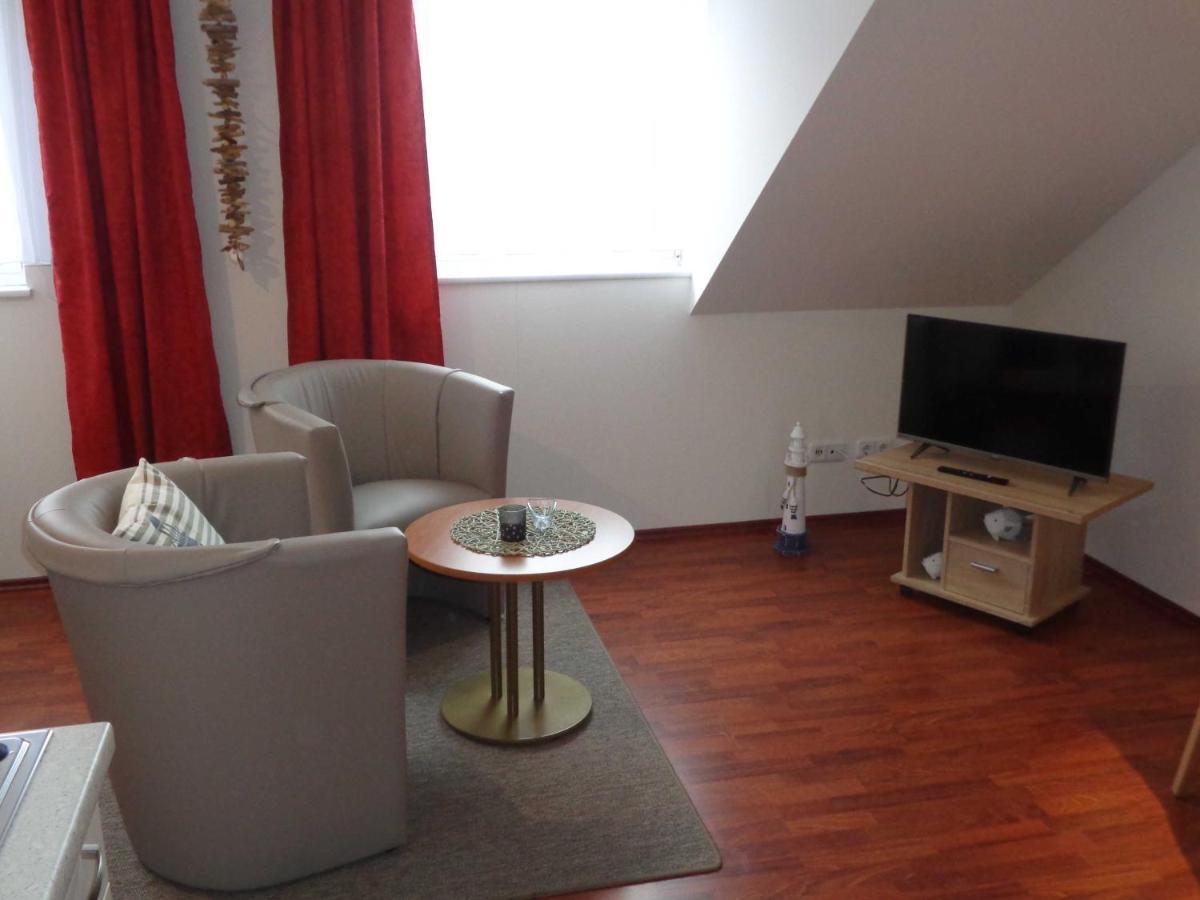 Hafenresidenz - Ferienwohnung 37 Wiek auf Rügen Exteriör bild